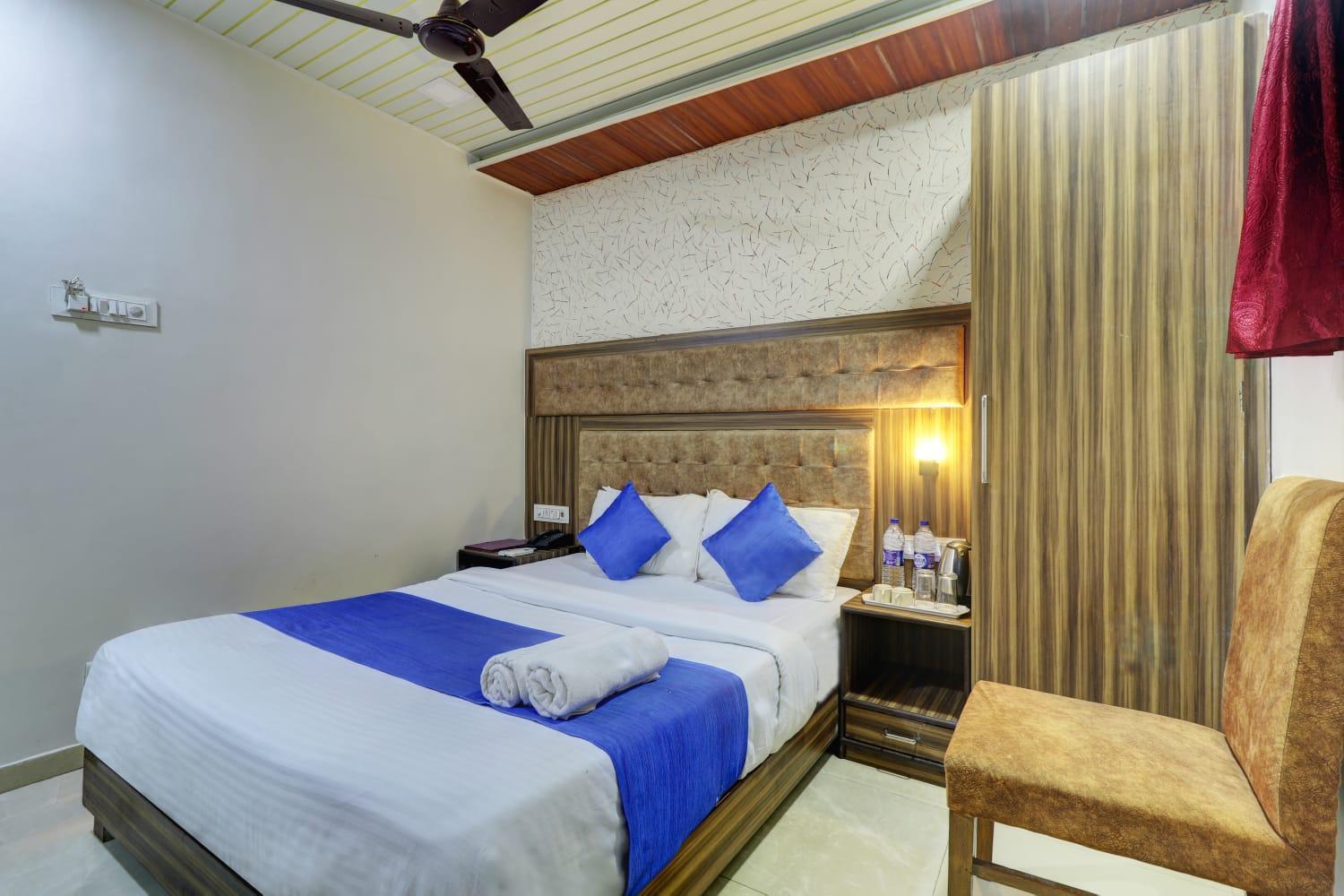 Hotel New Blue Sapphire Residency Mumbai Exteriör bild