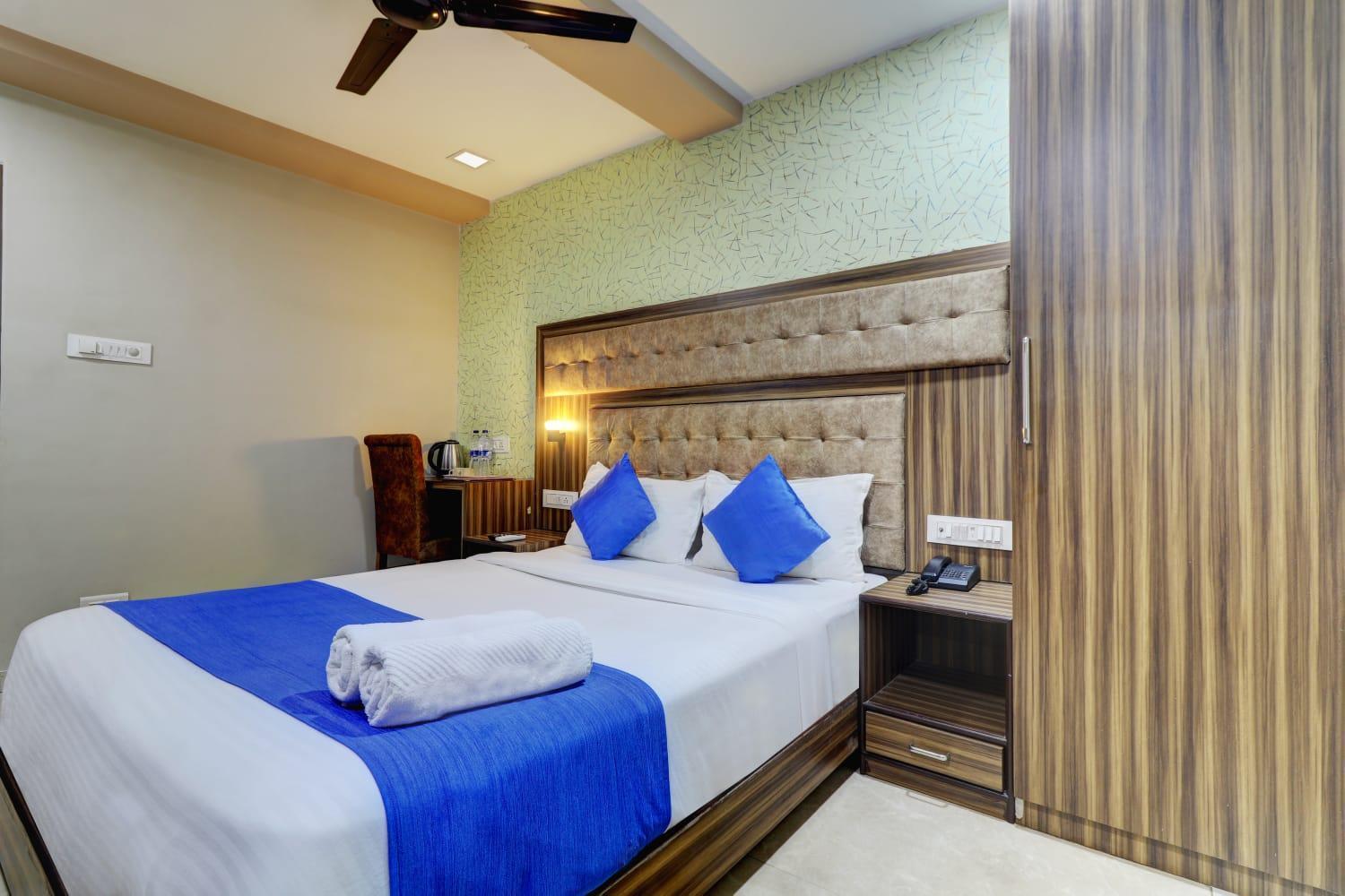 Hotel New Blue Sapphire Residency Mumbai Exteriör bild