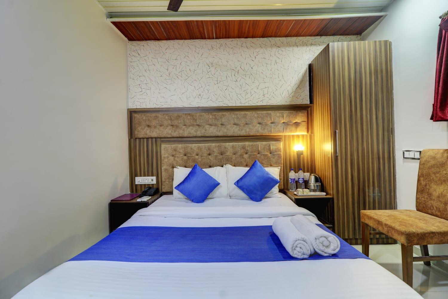 Hotel New Blue Sapphire Residency Mumbai Exteriör bild